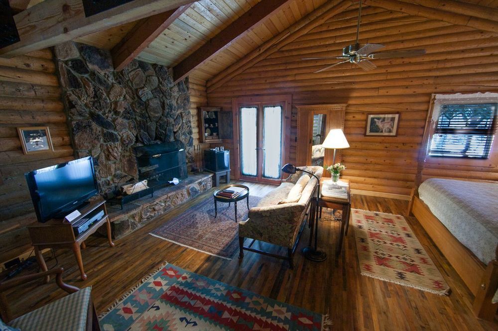The Inn At Fawnskin Exterior photo